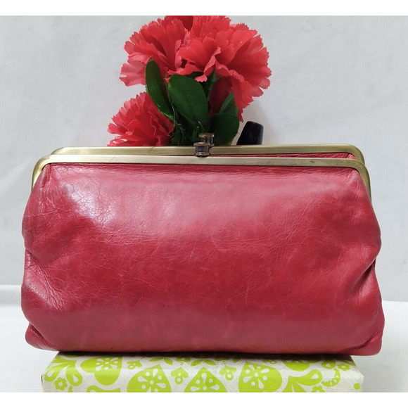 HOBO Red Leather Kisslock Framed Bifold Credit Card ID Window Large Wallet - Picture 1 of 12
